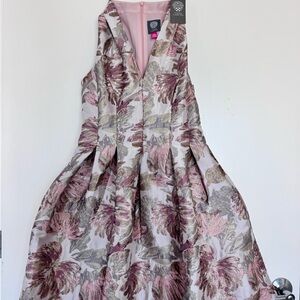 Vince Camuto Jacquard Floral Sleeveless Dress size 6